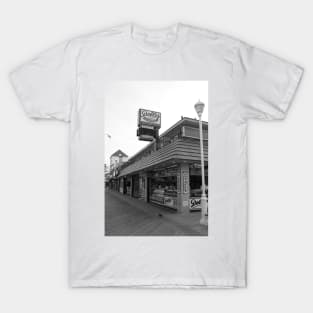 Dolles on the boardwalk T-Shirt